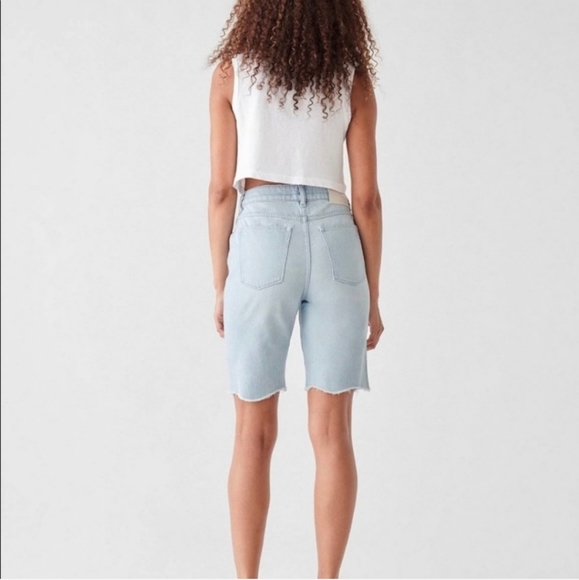 DL1961 Clara Bermuda Light Wash Frayed Bermuda Denim Shorts - Picture 2 of 16
